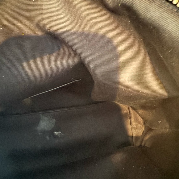 YSL Sade Quilted Pouch - Picture 3 of 9